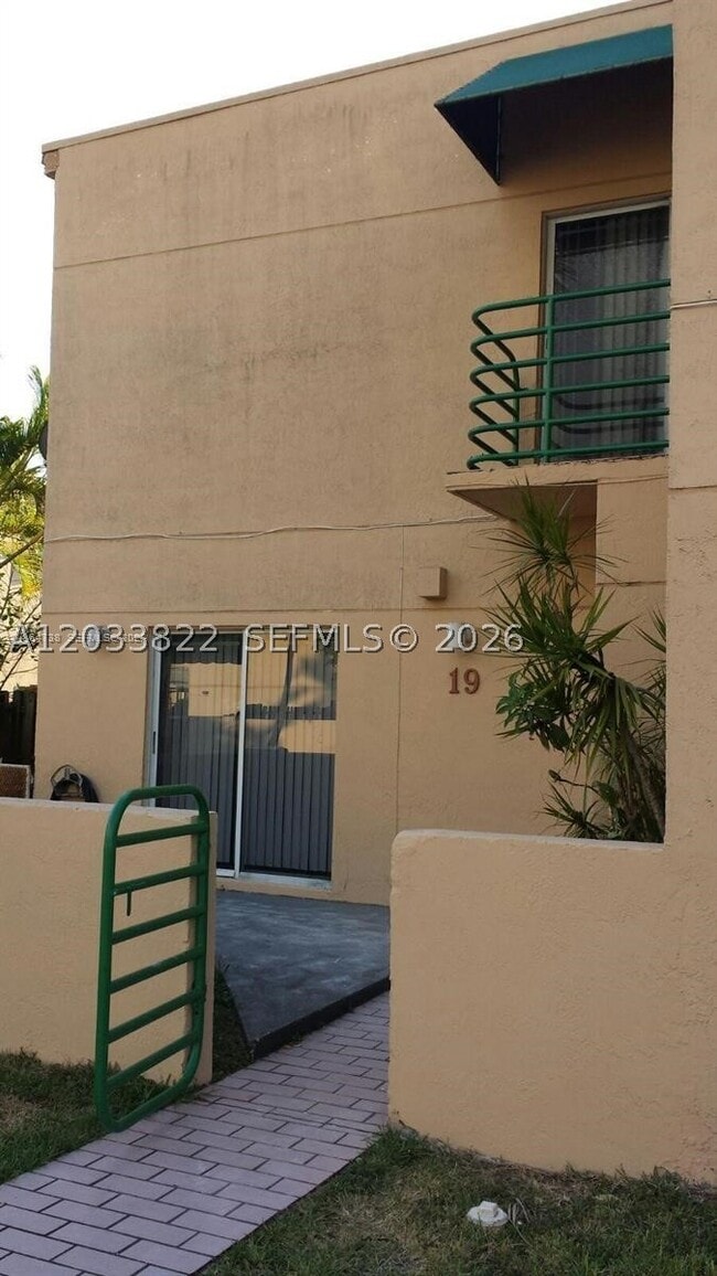 Building Photo - 11960 SW 18th St