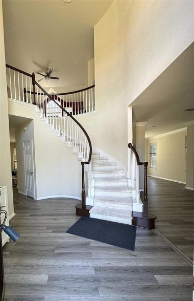 Building Photo - 8807 Splitarrow Dr