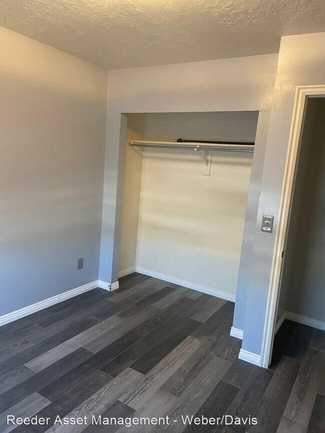 Foto del edificio - 4 br, 2 bath House - 5071 South 3375 West
