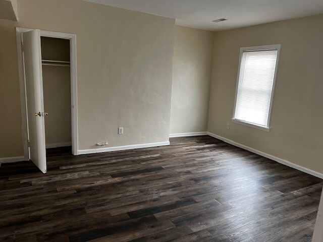 Main Room - 1103 Jefferson Ave