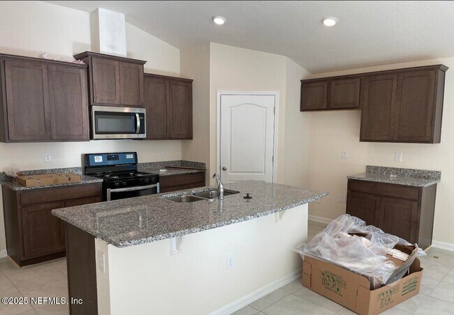 Building Photo - 11609 Yellow Perch Rd