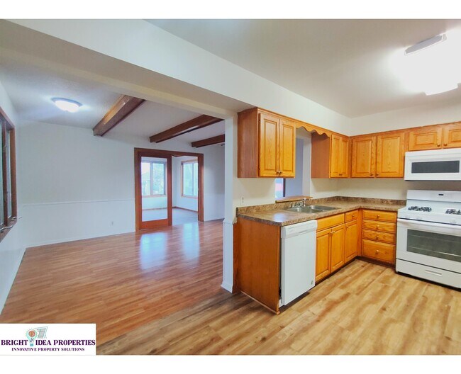 Foto del edificio - 4818 Hampshire Ave N