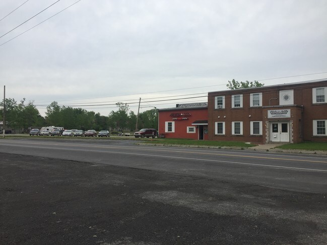 Fachada del hotel - 1426 W River Rd