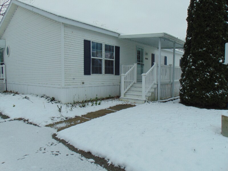 3858 Longfore Dr, Bay City, MI 48706 House Rental in Bay City, MI
