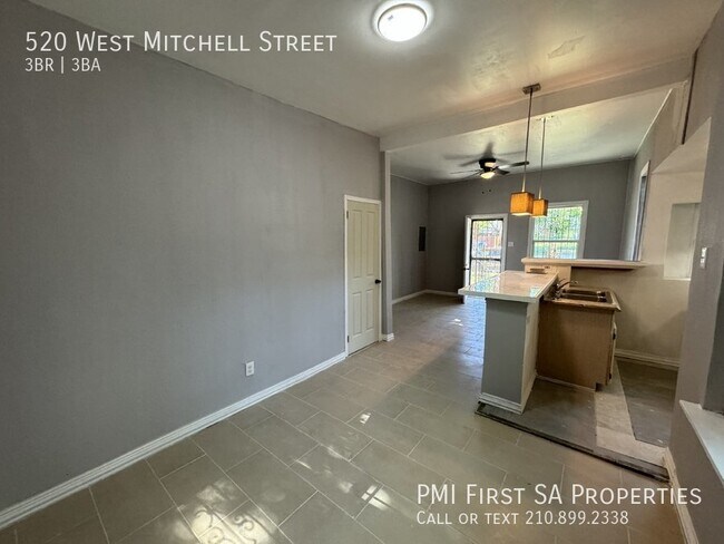 Foto del edificio - 520 W Mitchell St