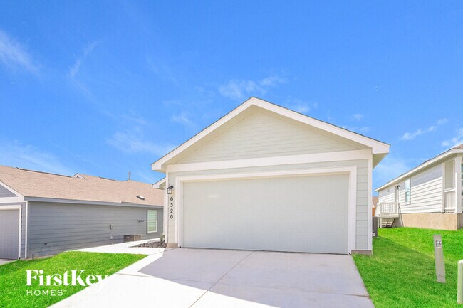 Building Photo - 6520 Scarecrow Wy