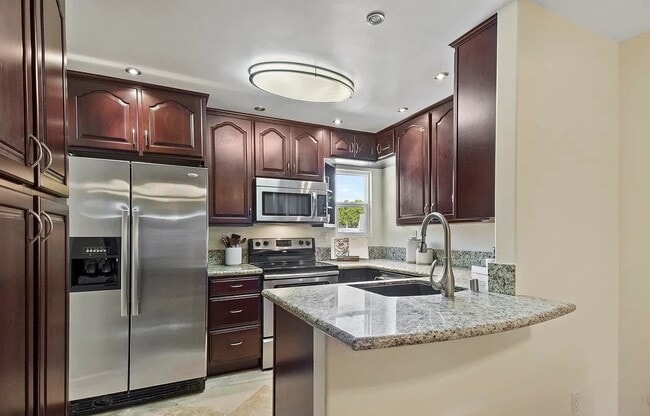 Foto del edificio - 2600 Torrey Pines Rd