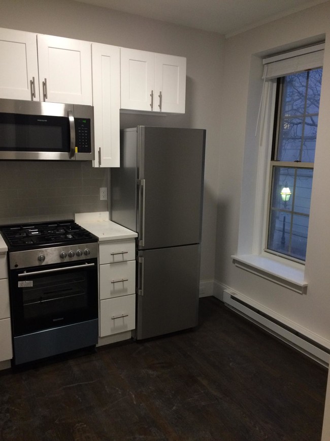 28 Clearway St Unit 4ZA, Boston, MA 02115 - Condo for Rent in Boston