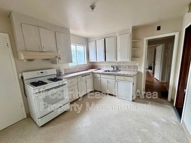 Foto del edificio - 1529 Richmond St