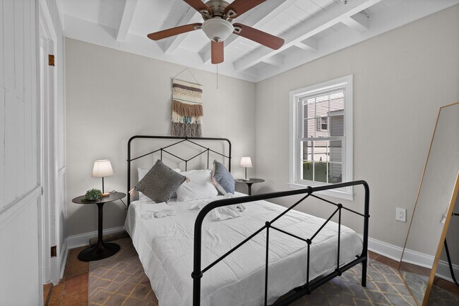 Queen Size Bed - Bedroom 1 - 2702 Perrin Dr