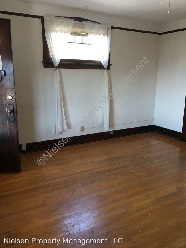 Foto del edificio - 963 Lewisohn St