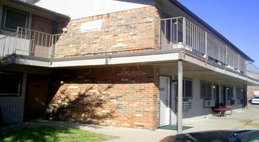 Building Photo - Midway Inn Apartments