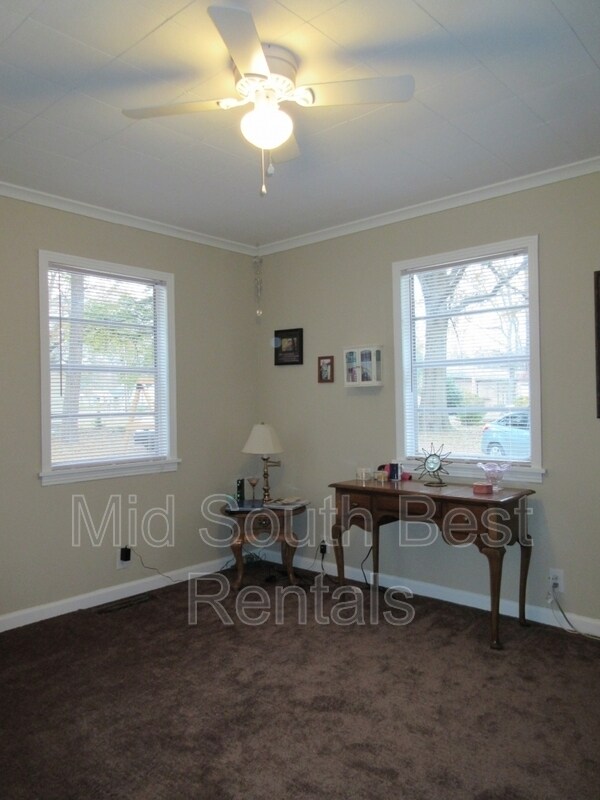 Foto del edificio - 3373 Jewell Rd