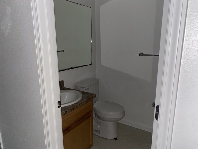 Building Photo - 113 South Adams Street, Unit 3