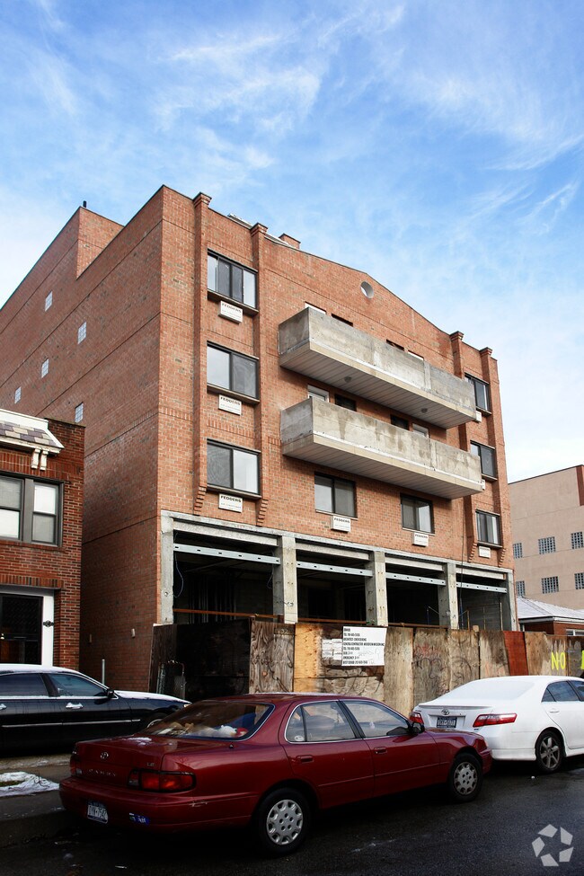 Building Photo - 13225 Pople Ave