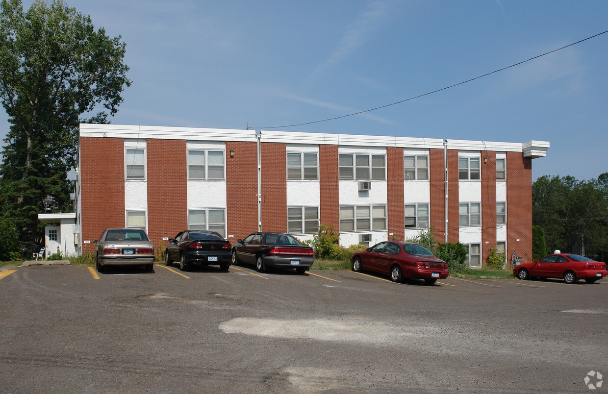 Building Photo - 1717 E 4th St