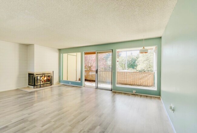 Living room - 10430 Gravelly Lake Dr SW