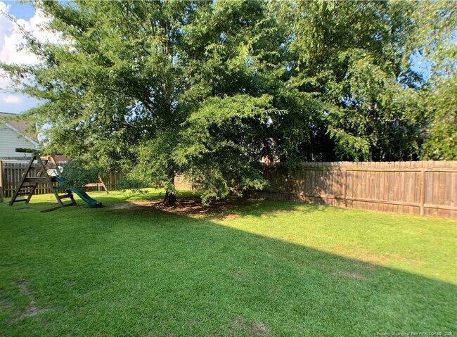 Foto del edificio - 3636 Standard Dr