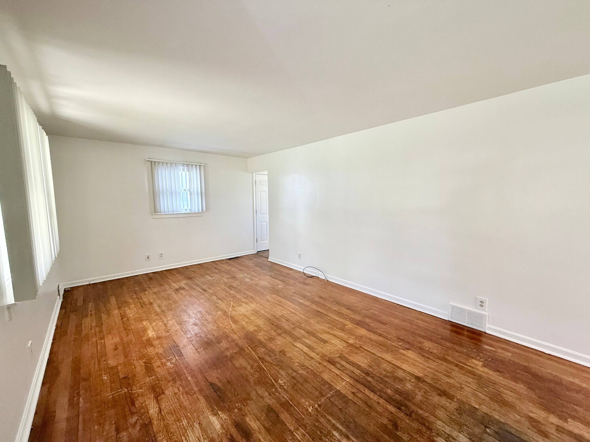 532 N Dunlap Ave Youngstown, OH 44509 – photo 5
