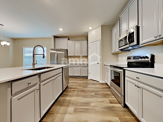 Foto del edificio - 76 Spruce Point