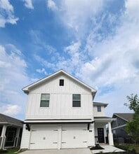 Building Photo - 3815 Cisco Dr