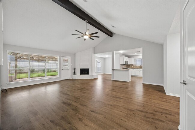 Building Photo - 2209 Aberdeen Dr