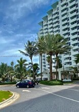 Building Photo - 2899 Collins Ave