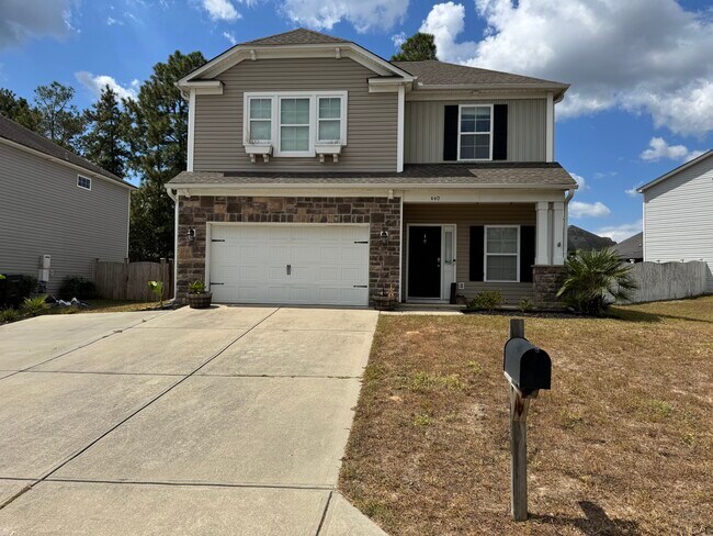 Foto del edificio - 440 Colony Lakes Dr