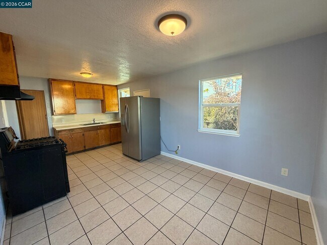 Foto del edificio - 341 S 8th St