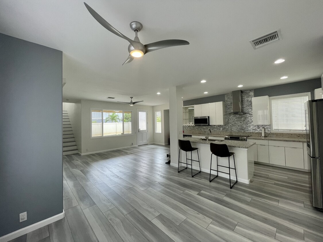 Photo - 91-1065-1065 Ho'Owalea St (Ewa Beach, HI)