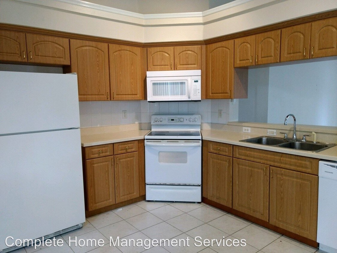 Building Photo - 3248 Sawgrass Creek Cir