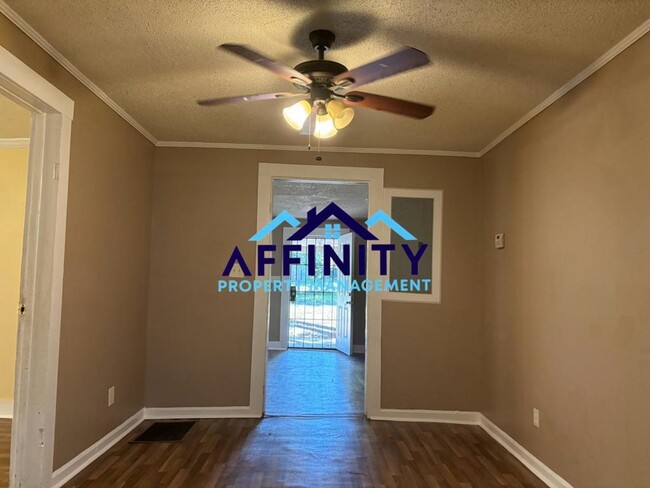 Building Photo - 887 Grady Street Macon, Ga 30216