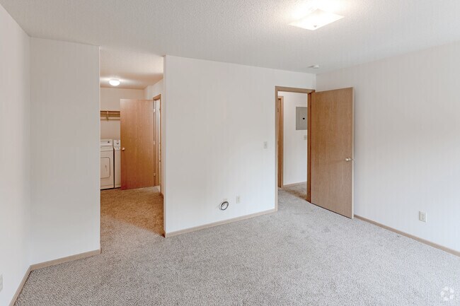 2HAB, 1BA - 997 ft² - Summit Court 242
