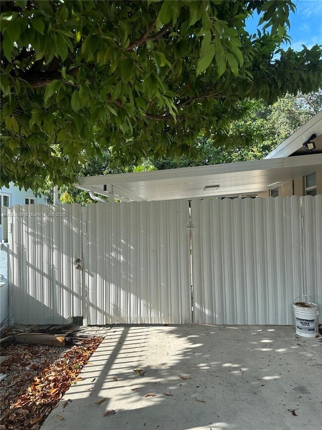Building Photo - 2503 NW 14th St