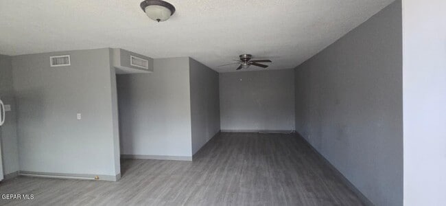 Building Photo - 187 N Awbrey St