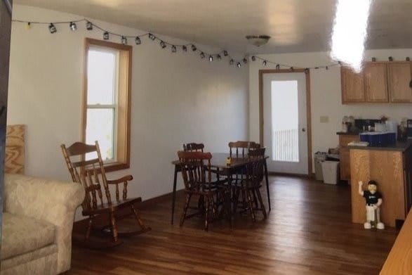 Building Photo - 995 Fox Ridge Rd