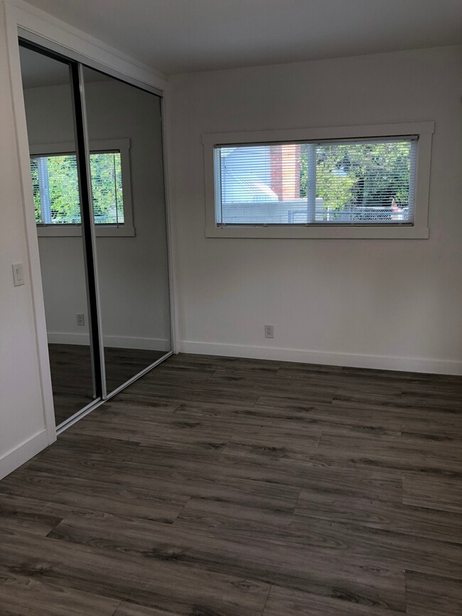 Bedroom 1 - 1820 E Woodbury Rd.