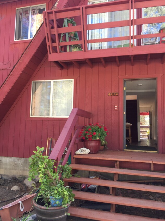 Primary Photo - 2420 Freeman Dr