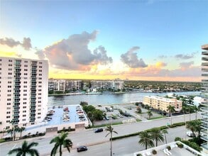 Building Photo - 3001 S Ocean Dr