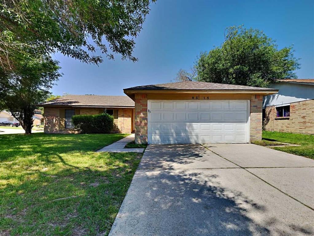 Foto principal - 8315 Little River Rd