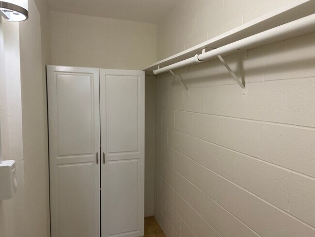 Foto del edificio - Waikalani Woodlands/3BD/2BA/2PK