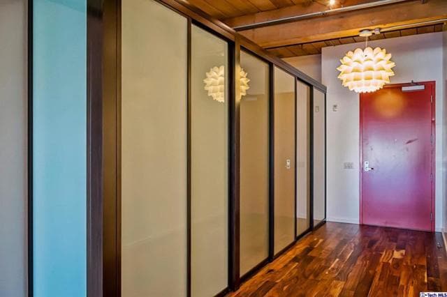 Foto del edificio - 530 S Hewitt St