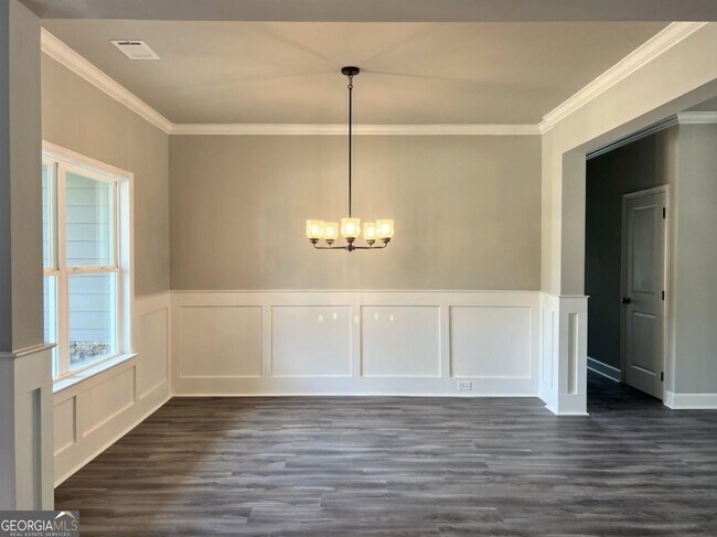 Foto del edificio - 90 Hawthorn Ln