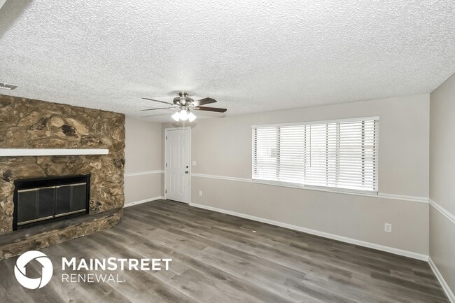 Building Photo - 8447 Thims Ave