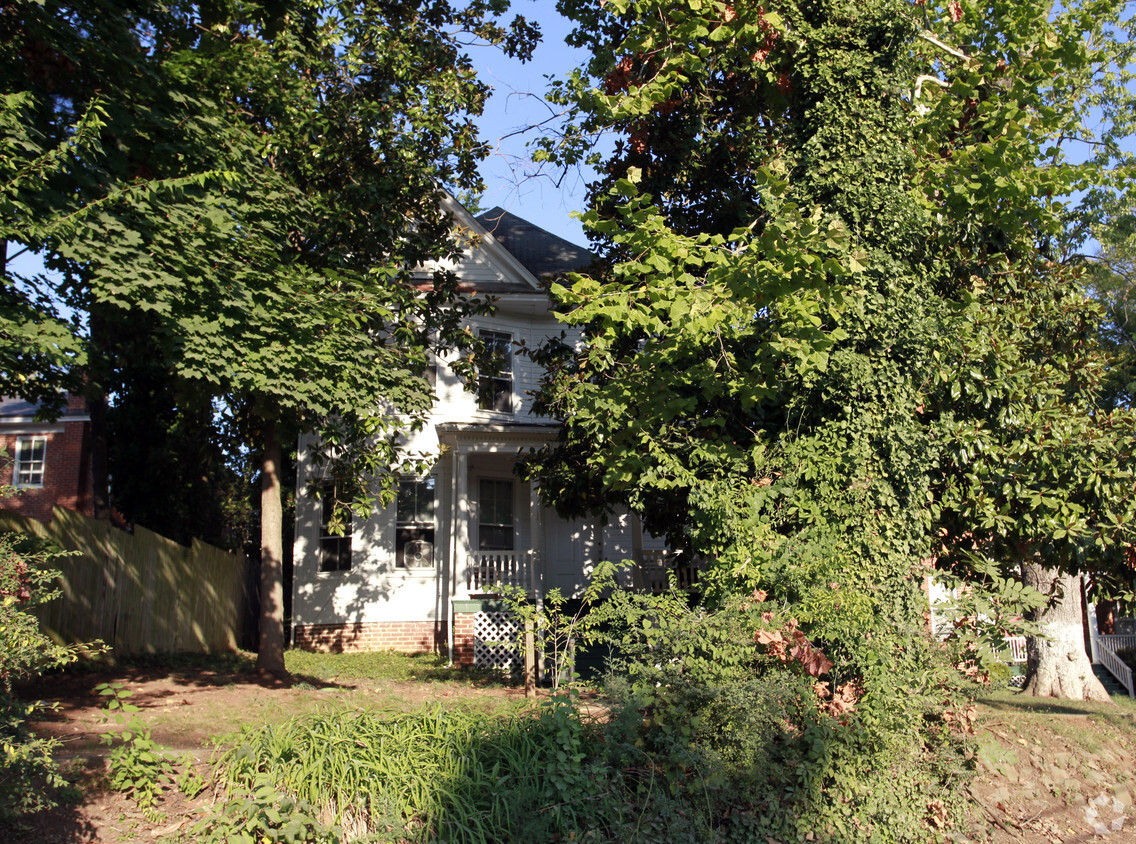Primary Photo - 165 Chancellor St