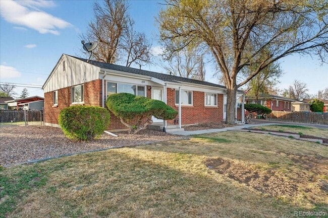 Photo - 69 Del Mar Cir House