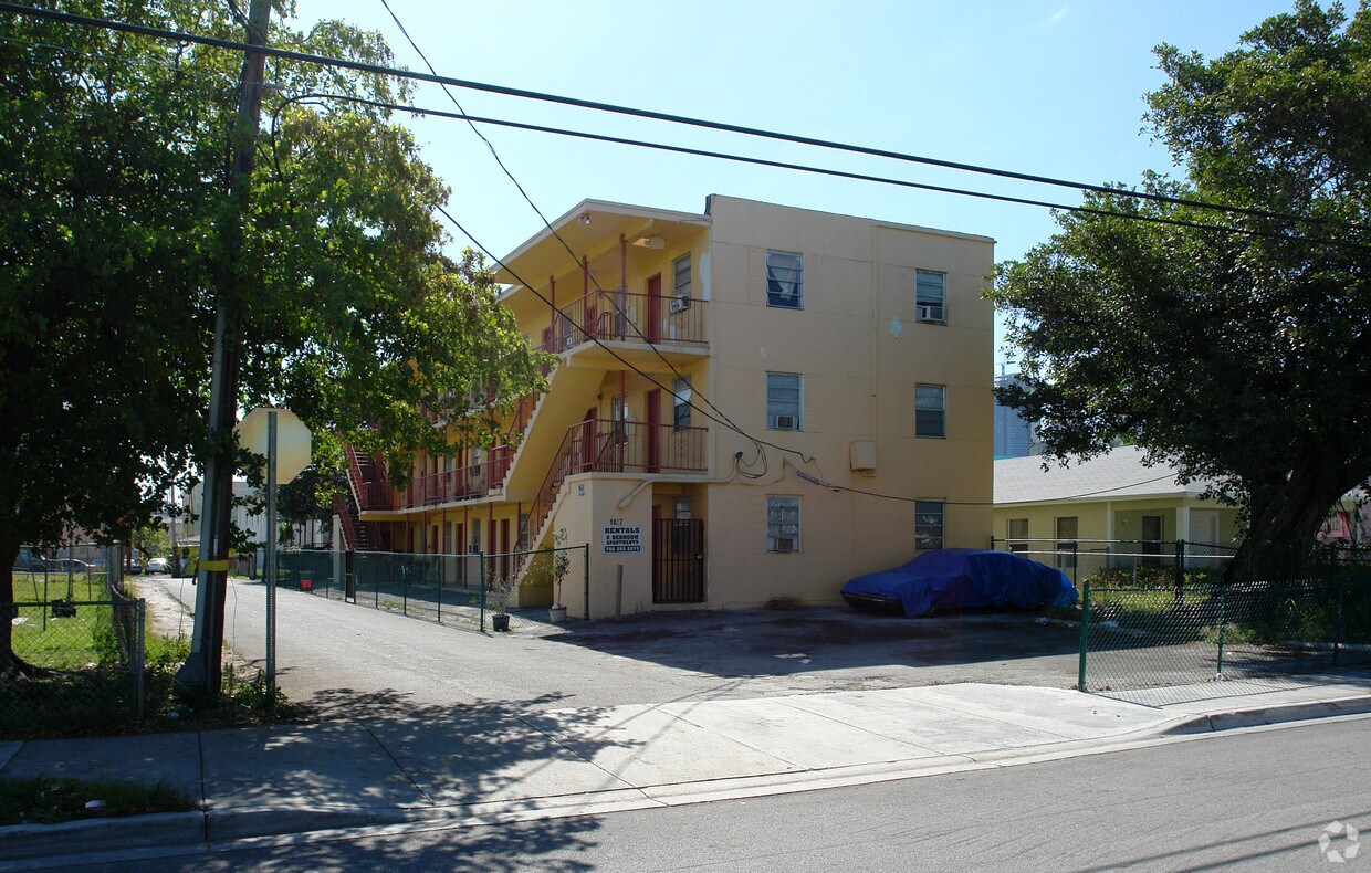 Foto del edificio - 1837 NW 3rd Ave