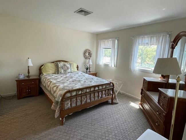 Building Photo - 15 Hammersmith Rd