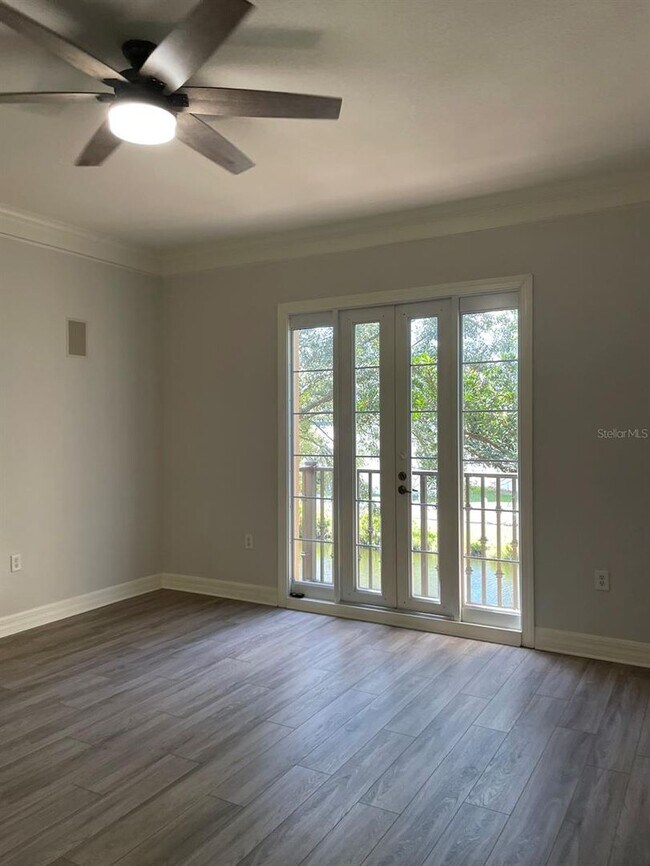 Building Photo - 2 Bedroom Townhome with 1 Car attached Gar...