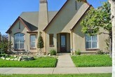 Primary Photo - 4 br, 2 bath House - 214 Oak Ave.